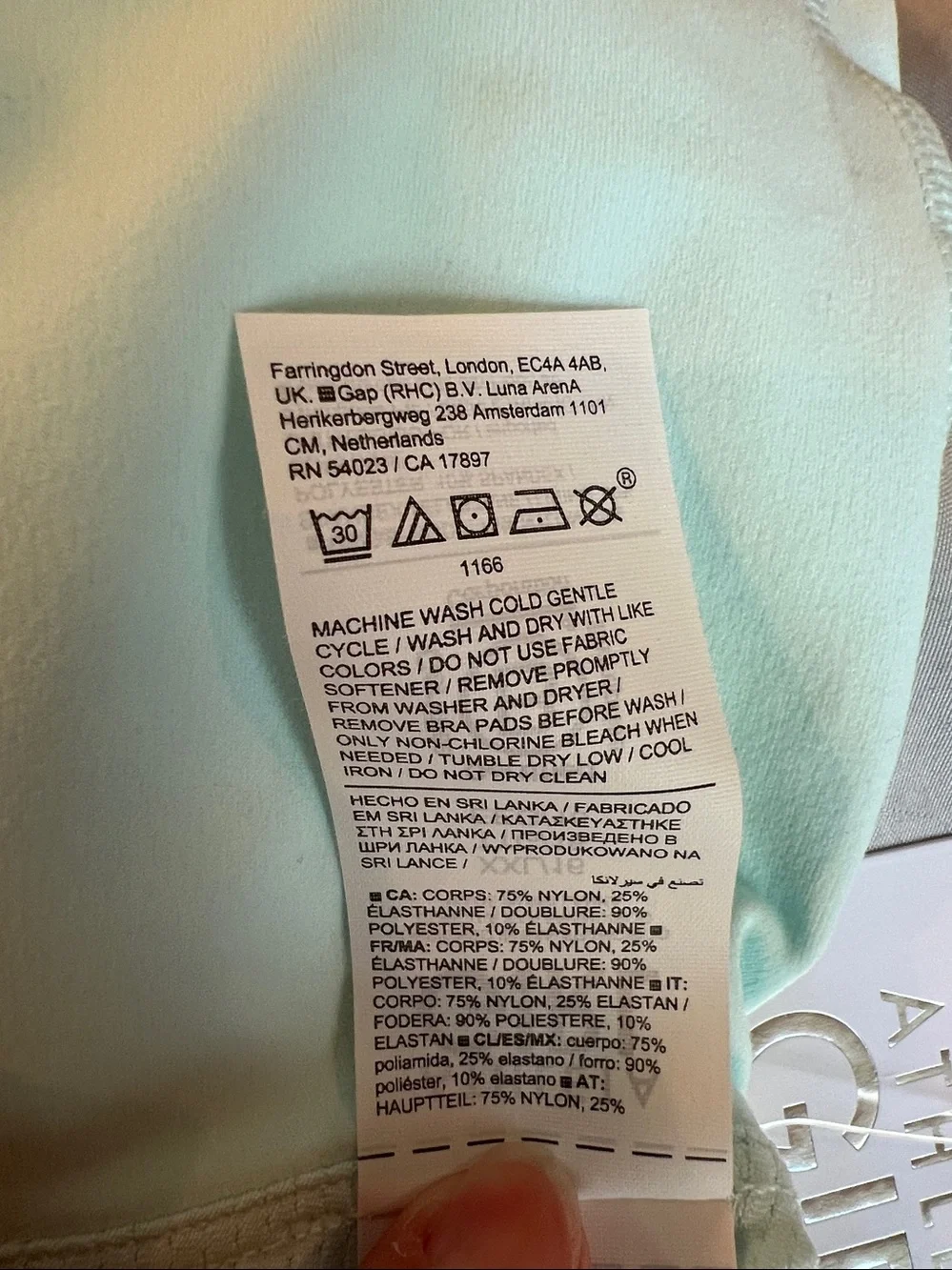 Athleta removable soft
